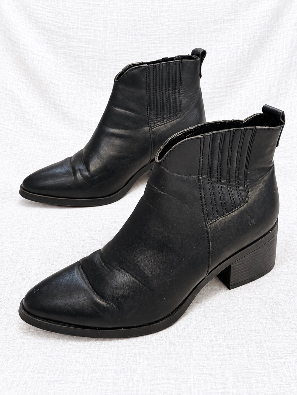 DUNES Women’s Black Chelsea Ankle Boots Pointed Toe Block Heel Size 11